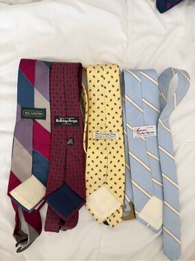 Multiples Yellow Tie with Small Navy Paisley Motif